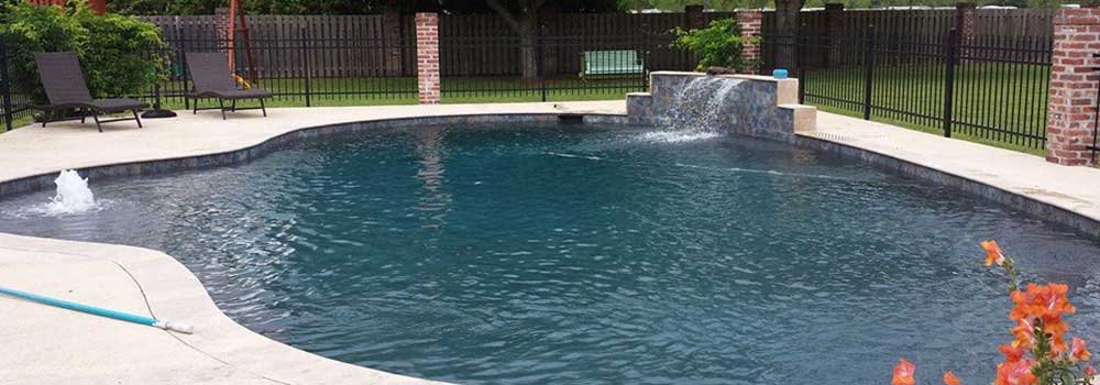 gated curved pool